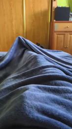 polli_play webcam model stream image