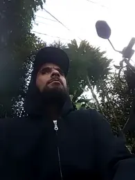 hairy_mannn webcam model stream image