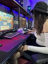 Lucky-cat88 webcam stripchat model stream image