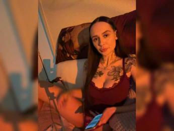 Italianka webcam model stream image