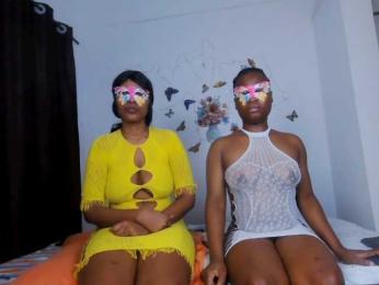 Queenbees webcam bongacams model stream image
