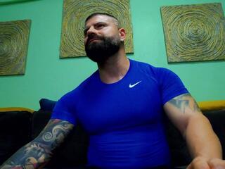 Xtream Leonard webcam model stream image