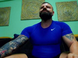 Xtream Leonard webcam model stream image