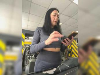 Karolina_Milf webcam bongacams model stream image