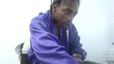 Larry-n-clouds webcam model stream image