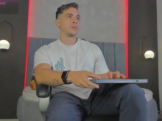 Liam Walker webcam flirt4free model stream image