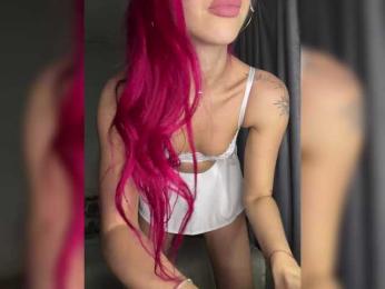 RedHair13 webcam model stream image