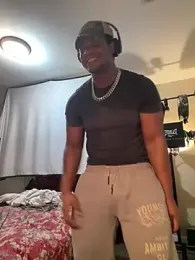 KeYBuMp323 webcam stripchat model stream image