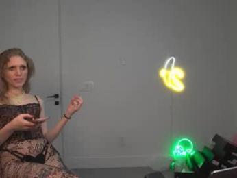 velvettgirl webcam model stream image