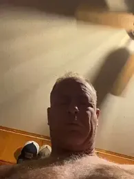 hintly webcam stripchat model stream image