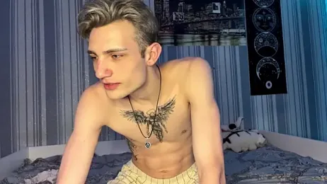 EmiliaCouple webcam model stream image