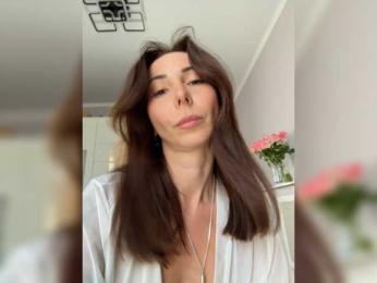 Moriko webcam bongacams model stream image