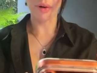 sarahpeterson webcam camsoda model stream image