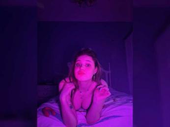 arinochka webcam model stream image