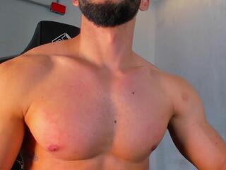 Louis Connor webcam model stream image