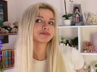 naomi-demio webcam model stream image