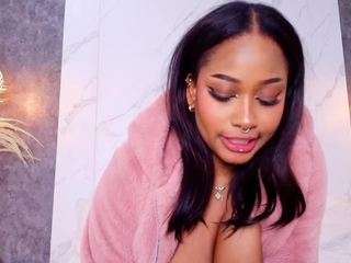 beatzie webcam camsoda model stream image