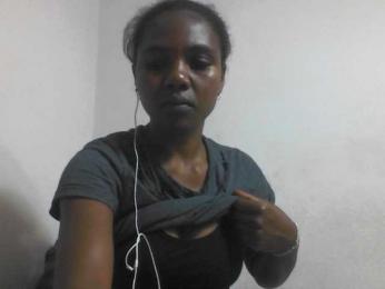 Cutie12 webcam model stream image