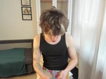 yen2025 webcam model stream image