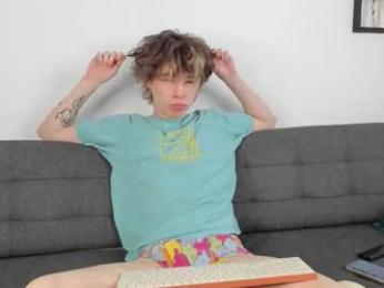 yen2025 webcam model stream image