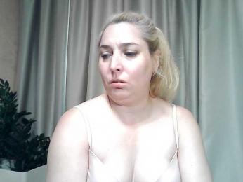 KickaIricka webcam model stream image
