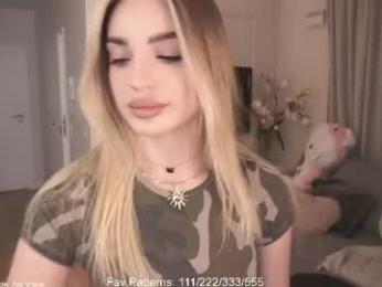 nicole_blueberry webcam model stream image