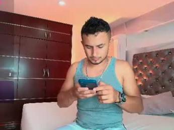 valentinos_ webcam model stream image