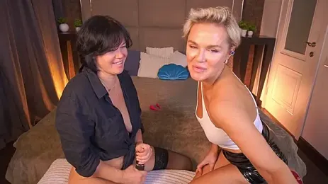 PleasureWeCouple webcam model stream image