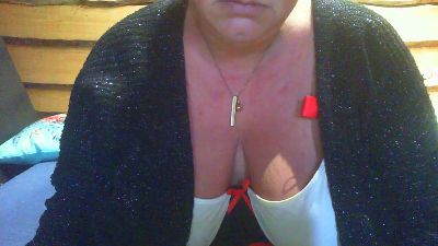 XeliaeclypseX webcam model stream image