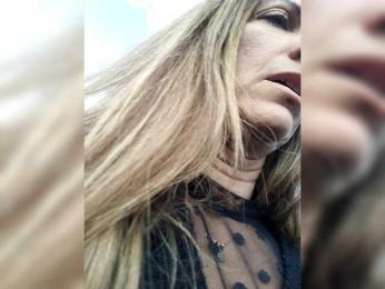 Dreamlove20 webcam model stream image