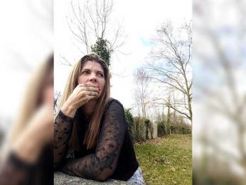 Dreamlove20 webcam model stream image