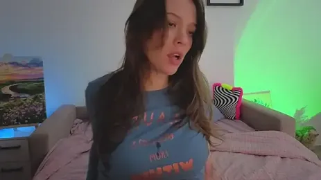 DemiDee webcam stripchat model stream image