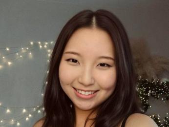 NellaBiggard webcam model stream image