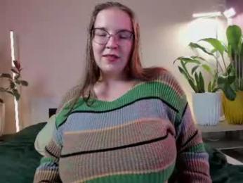 your_pennyy_ webcam model stream image