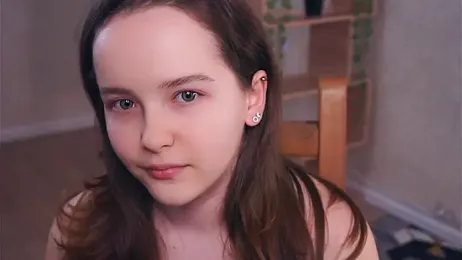 LeighaKind webcam model stream image