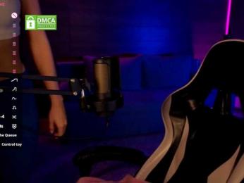 AliceFoXy webcam bongacams model stream image