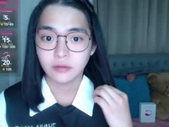 zhaviahale webcam chaturbate model stream image