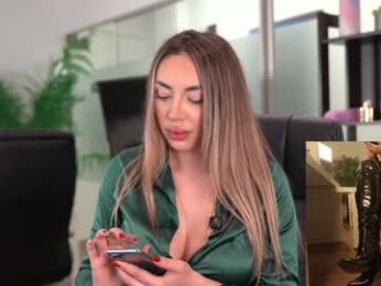 babesgowild webcam chaturbate model stream image