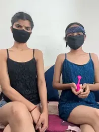 Cutenikkibaby webcam model stream image