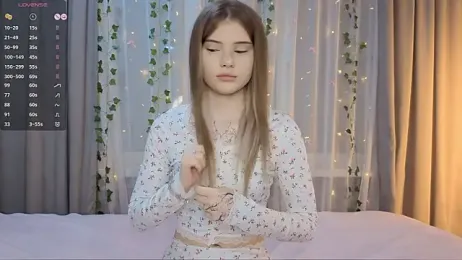 CarolinePepper webcam model stream image