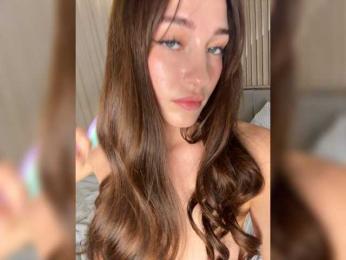 VictoriaBix webcam bongacams model stream image