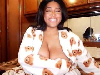 naommiscott webcam camsoda model stream image