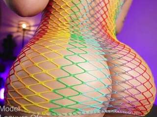 laauura webcam camsoda model stream image