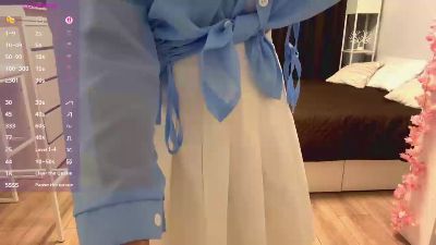 OdessaRiggi webcam cam4 model stream image