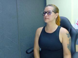 Britney Taylor webcam flirt4free model stream image