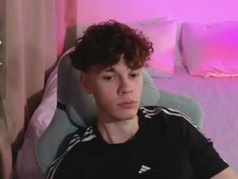 cute_thomas webcam model stream image