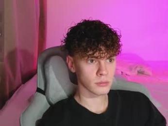 cute_thomas webcam model stream image