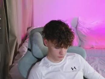 cute_thomas webcam model stream image