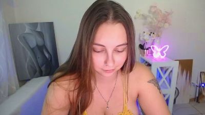 Yours_happiness webcam model stream image