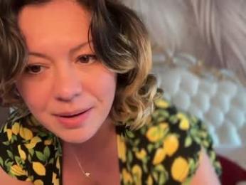 kiradivine webcam model stream image